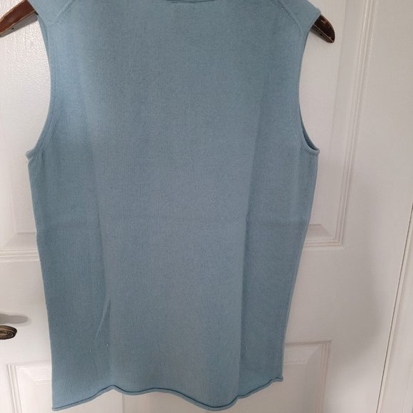 Classic Jackie O Inspired Light Blue Shell from Gap - Women's Size Mediu… - Picture 2 of 3